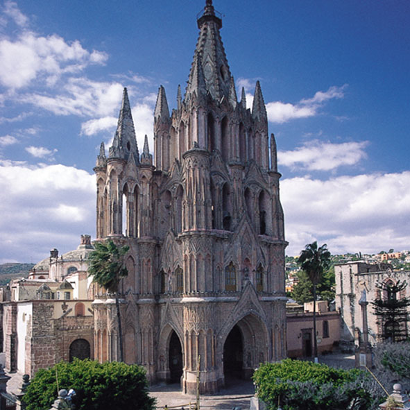 Visitar la Parroquia de San Miguel Allende – SAN MIGUEL ALLENDE, DESTINOS DE MÉXICO